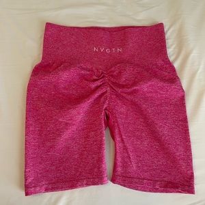 NVGTN Fuschia Scrunch Seamless Biker Shorts - Medium